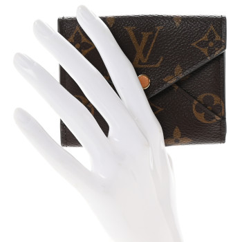 LOUIS VUITTON Monogram Celeste Wallet Champagne