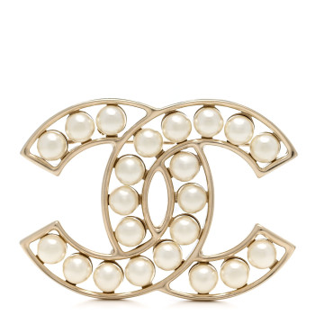 CHANEL Pearl CC Brooch Light Gold