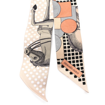 HERMES Silk Cavalier En Formes Twilly Beige Gris Terraco
