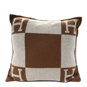 HERMES Wool Cashmere Avalon Pillow PM Ecru Camel