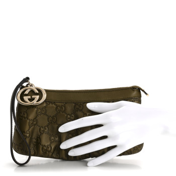 GUCCI Metallic Soft Guccissima Signature New Britt Wristlet Green