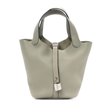 HERMES Taurillon Clemence Picotin Lock 18 PM Sauge
