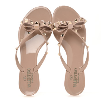 VALENTINO GARAVANI PVC Jelly Rockstud Bow Thong Sandals 37 Poudre
