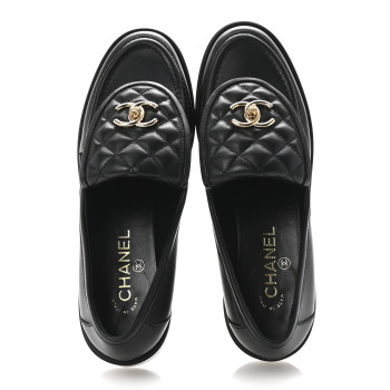 CHANEL Lambskin Quilted CC Turnlock Loafers 40 Black