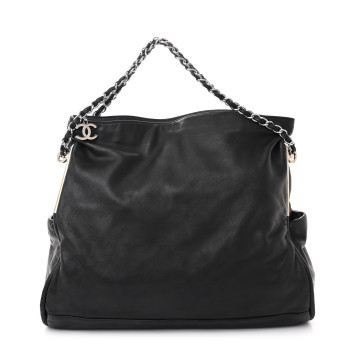 CHANEL Lambskin Large Ultimate Soft Tote Black