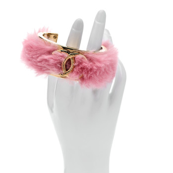 CHANEL Fur CC Cuff Bracelet M Pink