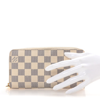 LOUIS VUITTON Damier Azur Zippy Wallet