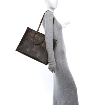 LOUIS VUITTON Reverse Monogram Giant Onthego GM