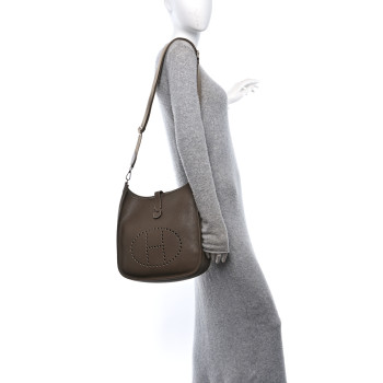 HERMES Taurillon Clemence Evelyne III GM Etoupe