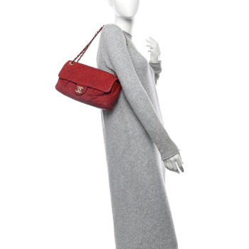 CHANEL Iridescent Calfskin Large Chic Quilt Flap Red