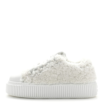 MIU MIU Montone Shearling Low Top Platform Sneakers 35 Bianco
