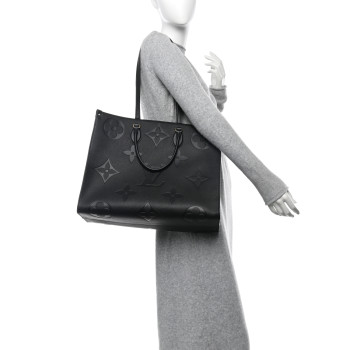 LOUIS VUITTON Empreinte Monogram Giant Onthego GM Black