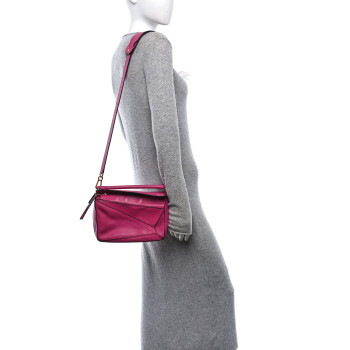 LOEWE Calfskin Small Puzzle Bag Fuchsia