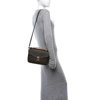 LOUIS VUITTON Monogram Pochette Metis