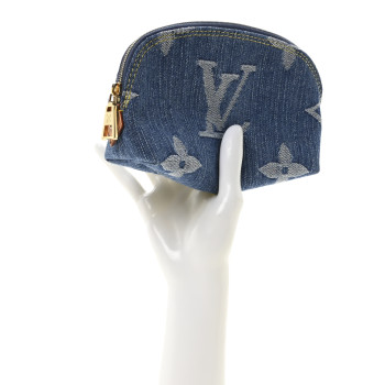 LOUIS VUITTON Denim Giant Monogram Pochette Cosmetique PM Denim Blue