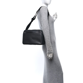 LOUIS VUITTON Taiga Reporter Messenger Ardoise