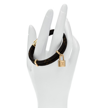 LOUIS VUITTON Monogram Keep It Twice Bracelet 17