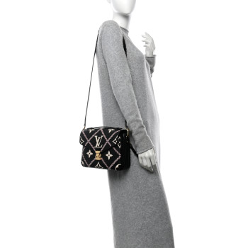 LOUIS VUITTON Empreinte Monogram Giant Broderies Pochette Metis Black