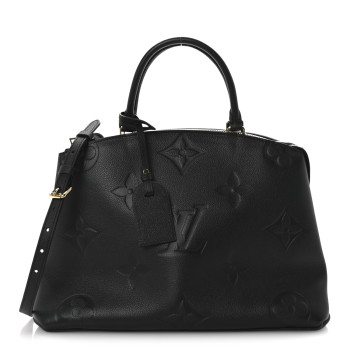 LOUIS VUITTON Empreinte Monogram Giant Grand Palais Black