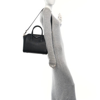 GIVENCHY Sugar Goatskin Small Antigona Black