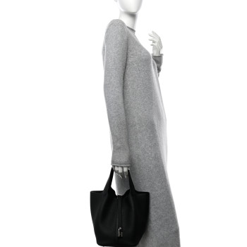 HERMES Taurillon Clemence Picotin Lock 22 MM Black
