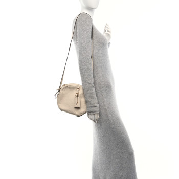 LOUIS VUITTON Empreinte Boite Chapeau Souple MM Creme