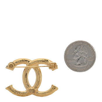 CHANEL Metal Tweed Effect CC Brooch Gold