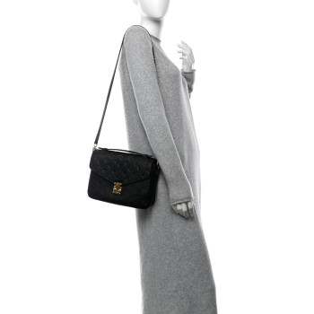 LOUIS VUITTON Empreinte Pochette Metis Black