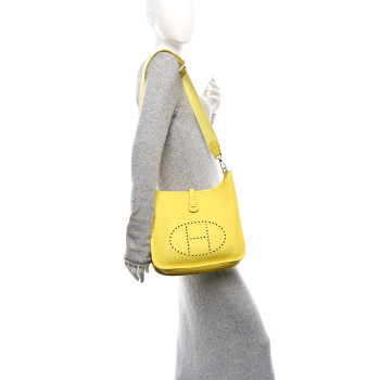 HERMES Taurillon Clemence Evelyne III PM Lime