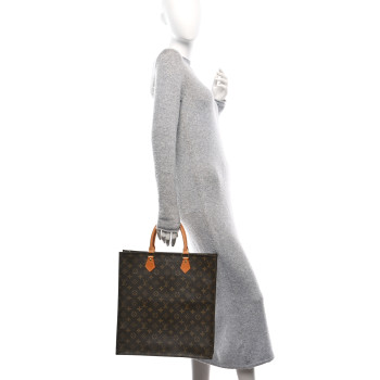 LOUIS VUITTON Monogram Sac Plat