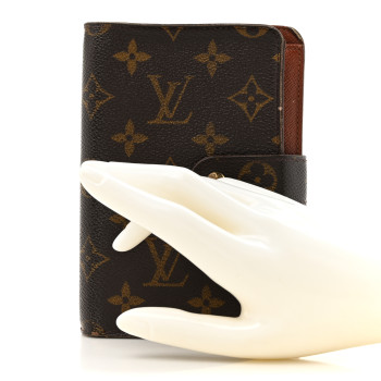 LOUIS VUITTON Monogram Porte Papier Zippe Wallet