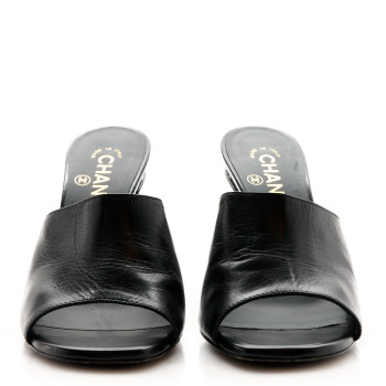 CHANEL Shiny Goatskin Pearl Mule Sandals 38 Black