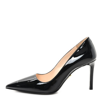 PRADA Patent Metal Logo Pumps 34 Black