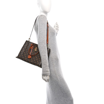 LOUIS VUITTON Monogram Flower Tote Caramel