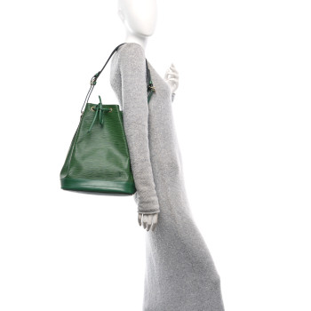 LOUIS VUITTON Epi Noe Borneo
