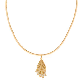 FOUNDRAE 18K Yellow Gold Diamond Large Butterfly Wings Pendant Small Sleek Collar Necklace