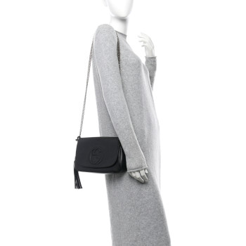 GUCCI Pebbled Calfskin Medium Soho Flap Crossbody Black