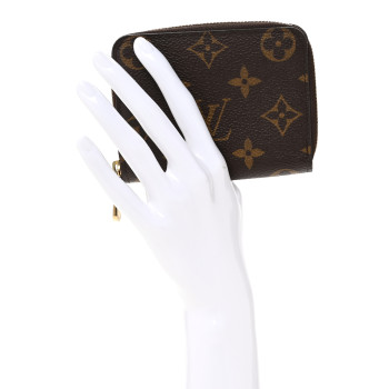 LOUIS VUITTON Monogram Zippy Coin Purse