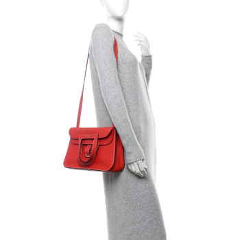 HERMES Taurillon Clemence Verso Halzan 31 GM Rouge Casaque Vermillion