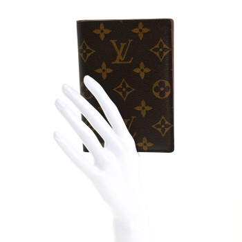 LOUIS VUITTON Monogram Passport Cover