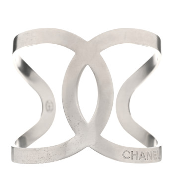 CHANEL Metal CC Cuff Silver