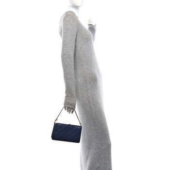 LOUIS VUITTON Vernis Lexington Pochette Indigo
