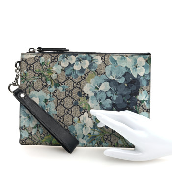 GUCCI GG Supreme Monogram Blooms Small Zip Wristlet Pouch Beige Blue Black