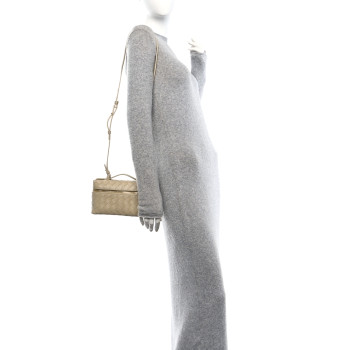 BOTTEGA VENETA Calfskin Intrecciato Bang Bang Vanity Case Ecru