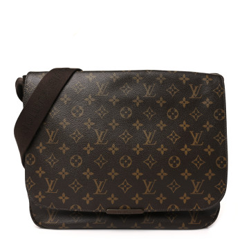 LOUIS VUITTON Monogram Beaubourg MM Messenger Bag