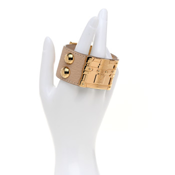 LOUIS VUITTON Calfskin So LV Cuff Bracelet 17 Beige
