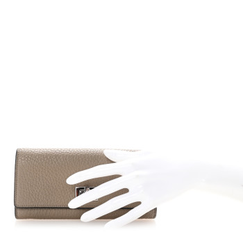 FENDI Cuoio Romano Vitello Grace Selleria Peekaboo Continental Wallet Corda