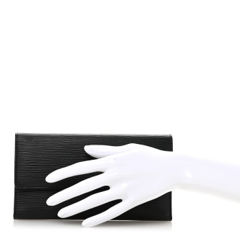 LOUIS VUITTON Epi Sarah Wallet Black