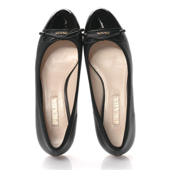 PRADA Nappa Vernice Cap Toe Logo Bow Ballerina Flats 38.5 Black