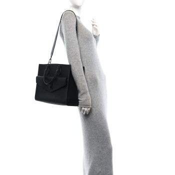 LOUIS VUITTON Soft Calfskin Lockme Tote MM Black